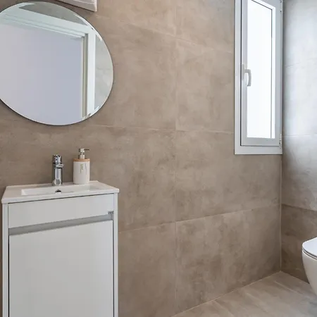 Blu Horizon - Stylish Living With Pool & Balconies In Protaras