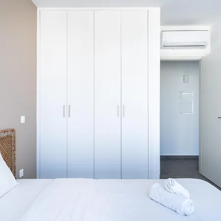 Blu Horizon - Stylish Living With Pool & Balconies In Protaras * פאראלימני