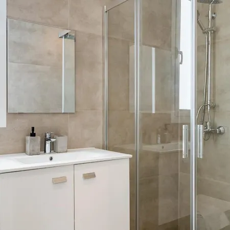 Blu Horizon - Stylish Living With Pool & Balconies In Protaras Lägenhet *