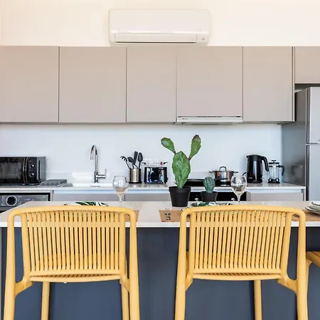 Apartment Blu Horizon - Stylish Living With Pool & Balconies In Protaras *