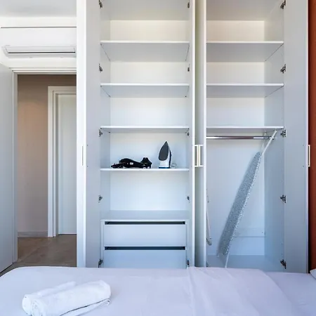 Blu Horizon - Stylish Living With Pool & Balconies In Protaras