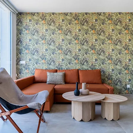 Blu Horizon - Stylish Living With Pool & Balconies In Protaras