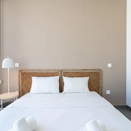 Blu Horizon - Stylish Living With Pool & Balconies In Protaras Lägenhet *