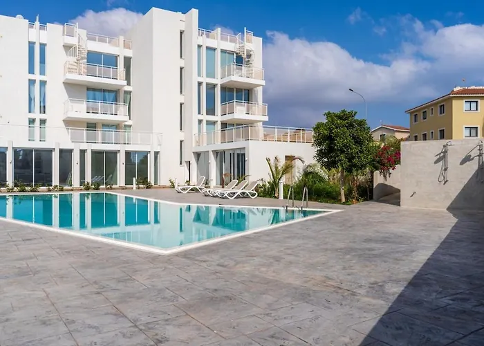Apartmán Blu Horizon - Stylish Living With Pool & Balconies In Protaras Paralimni