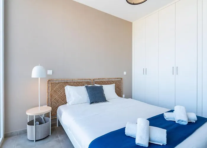 Blu Horizon - Stylish Living With Pool & Balconies In Protaras Paralimni