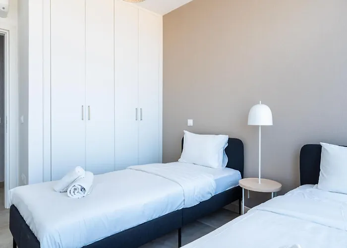 Blu Horizon - Stylish Living With Pool & Balconies In Protaras