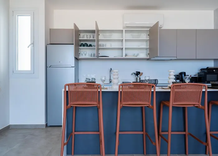 Blu Horizon - Stylish Living With Pool & Balconies In Protaras Apartmán