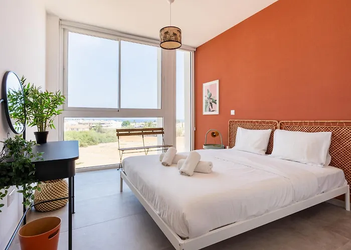 Blu Horizon - Stylish Living With Pool & Balconies In Protaras