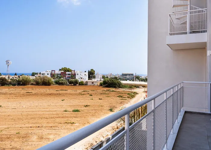 Blu Horizon - Stylish Living With Pool & Balconies In Protaras Apartmán