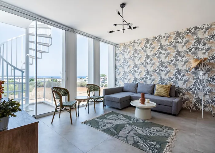 Blu Horizon - Stylish Living With Pool & Balconies In Protaras * Paralimni