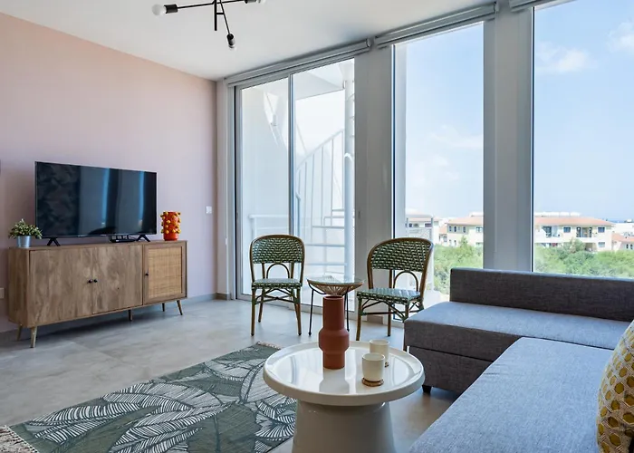 Apartmán Blu Horizon - Stylish Living With Pool & Balconies In Protaras Paralimni