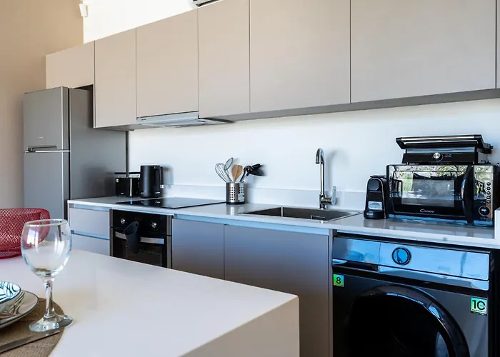 Apartmán Blu Horizon - Stylish Living With Pool & Balconies In Protaras