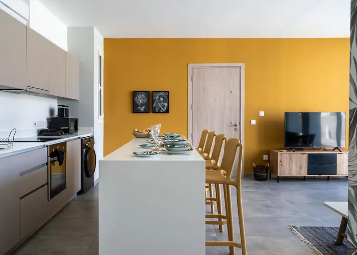 Blu Horizon - Stylish Living With Pool & Balconies In Protaras Apartmán Paralimni